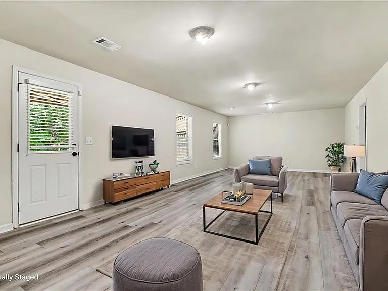 550 Nichols View Way — Photo 42