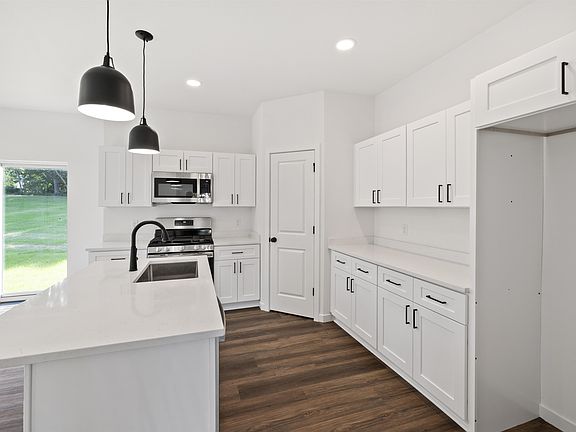 5th image of 505 Ridge Ct