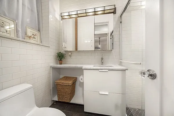 Sold by Stribling | media 5