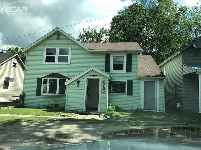 4722 3rd St photo 1