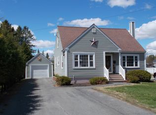 30 Elizabeth St, Presque Isle, ME 04769