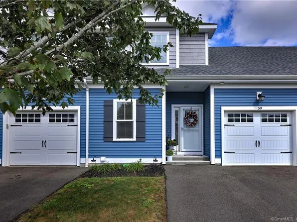 59 South Lakeside Drive #59, Orange, CT 06477