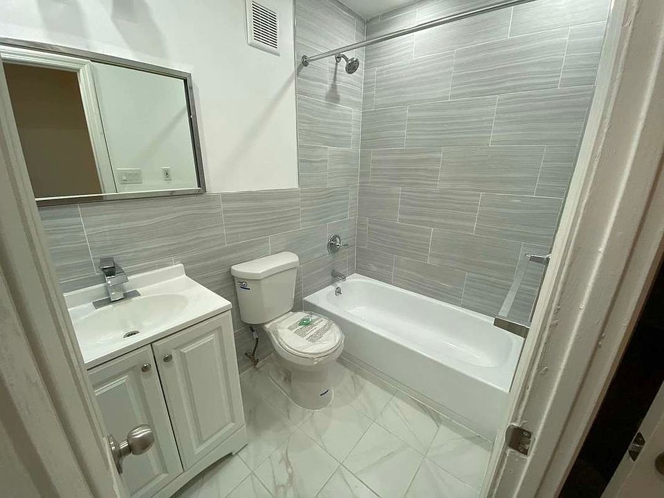 1st image of 26-22 9th St #3R