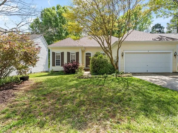 5311 Courtfield Dr, Indian Trail, NC 28079