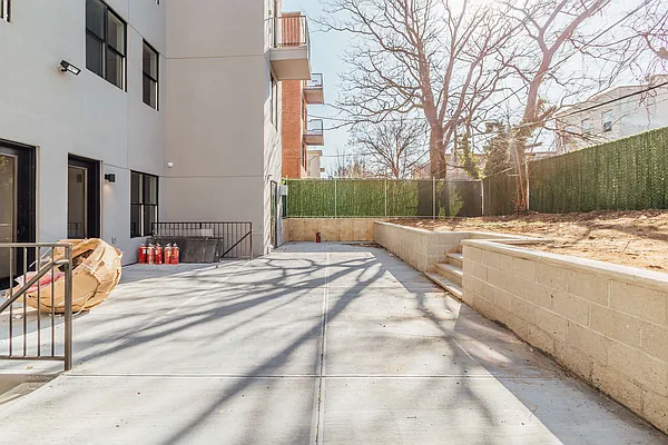 Rented by Nooklyn NYC LLC | media 35