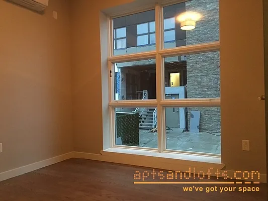 Rented by aptsandlofts.com | media 9