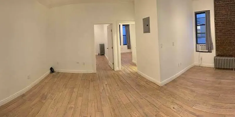 Rented by RealTegrity NY LLC | media 29