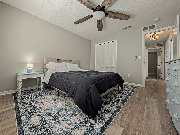 131 Barrier Isle Dr — Photo 36