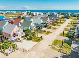 222 Sea Oats Dr, Surfside Beach, TX 77541