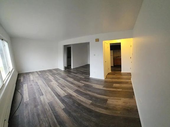 3rd image of 5700 108th St APT 2D
