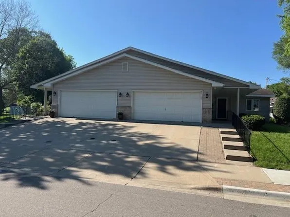 302 6th St W, Jordan, MN 55352