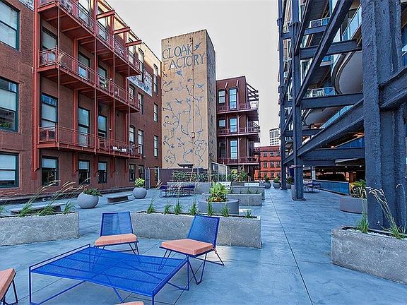3rd image of 635 W Lakeside Ave APT 301