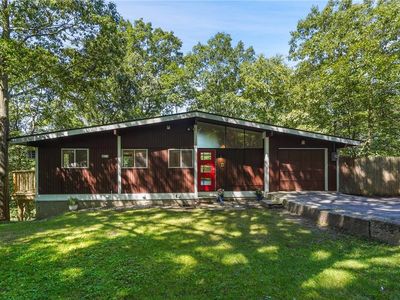 196 Forest Drive, Mount Kisco, NY, 10549
