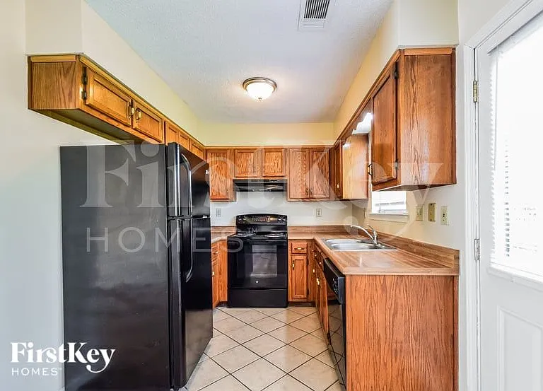 1579 Belle Trees Dr — Photo 6