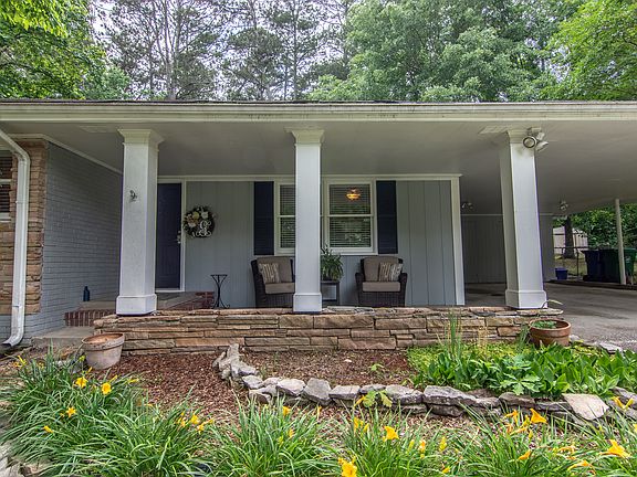 3rd image of 2914 Cravenridge Dr