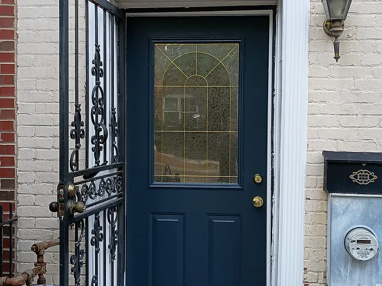 2111 12th St NW — Photo 1