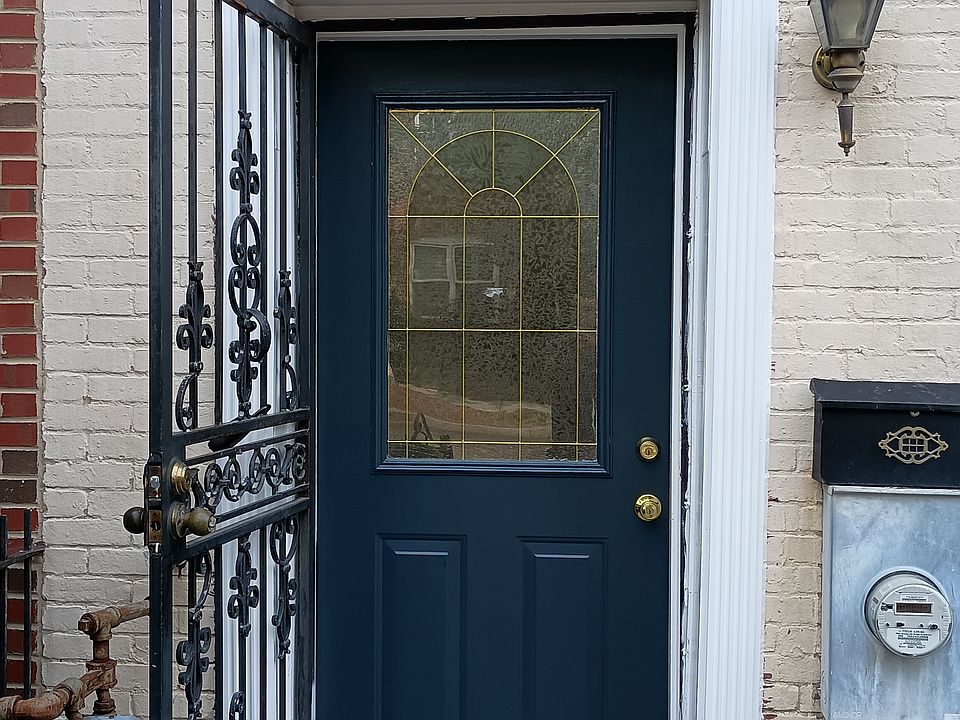 1st image of 2111 12th St NW