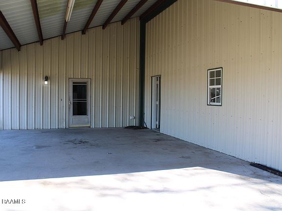 3rd image of 1065 Harry Huval Rd