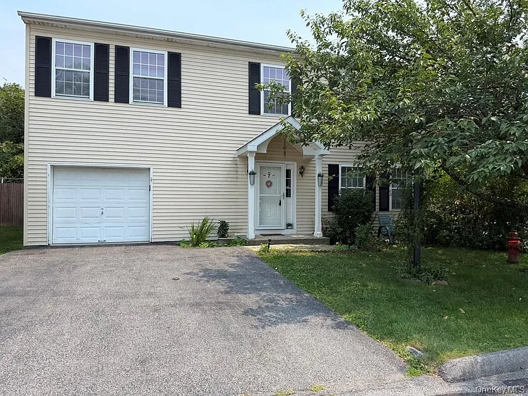 7 Pond St — Photo 14