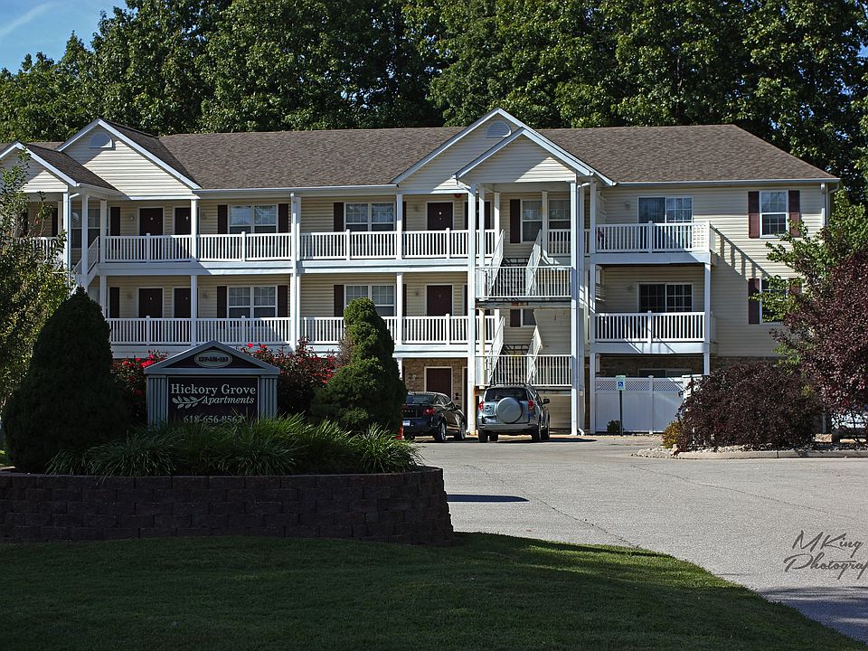 1st image of 131 Dorset Ct APT 4