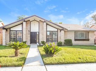 6818 Vickie Springs Ln, Houston, TX 77086