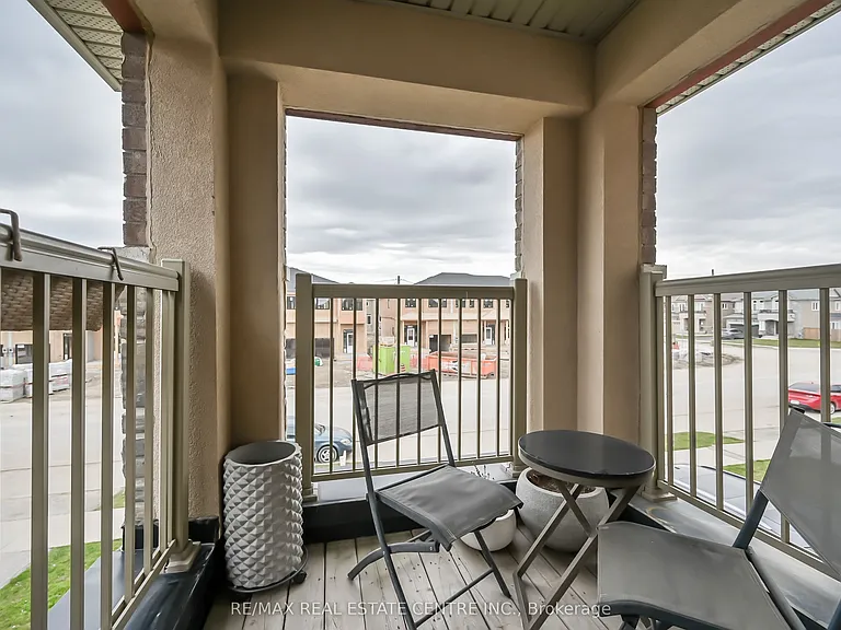 226 Lormont Blvd — Photo 32