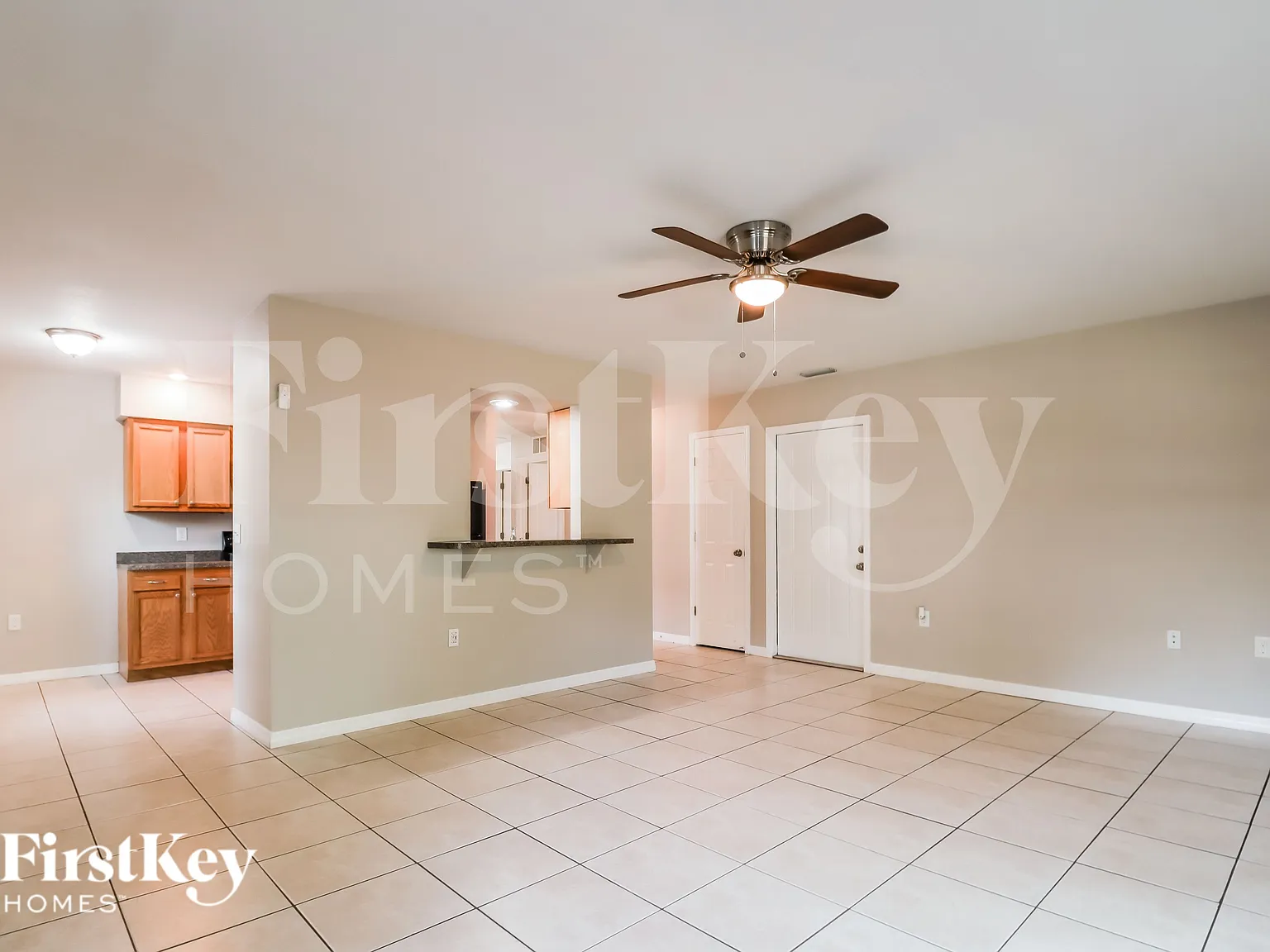 4 bed, 2.0 bath, 1618 sqft, $3,015 — Photo 3
