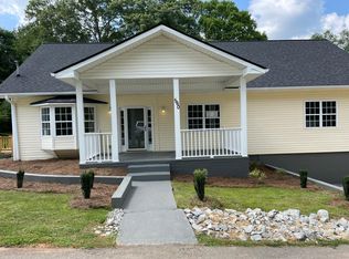 560 Gold St, Buford, GA 30518