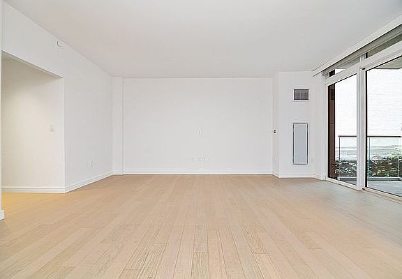5th image of 572 11th Ave APT 3R