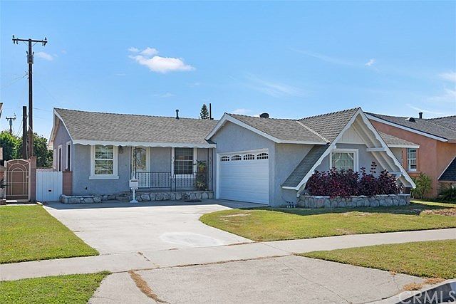 1st image of 12358 207th St