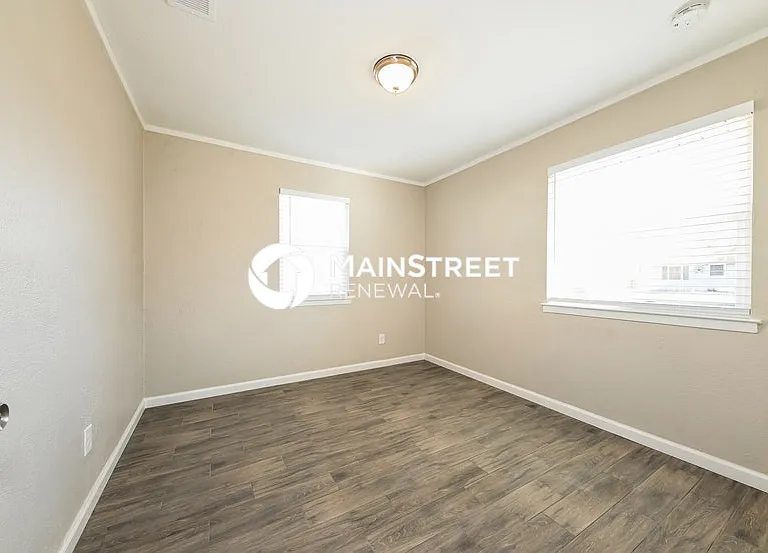 503 Darlene Ln — Photo 13