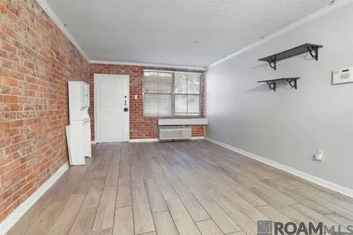 3 bed, 1250 sqft, $1,550 — Photo 1