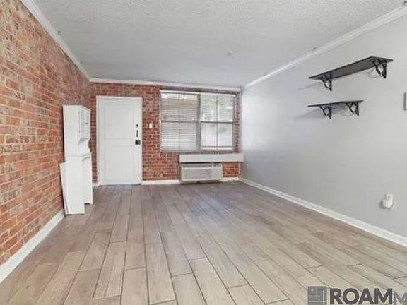 3rd image of 3101 Highland Rd APT 123