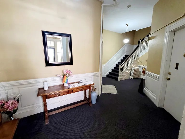 501 Beacon St #7 — Photo 10