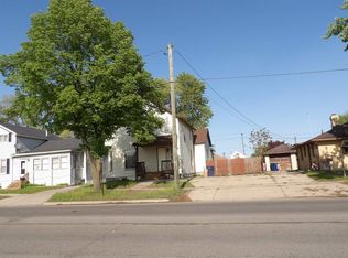 507 S Henry St, Bay City, MI 48706