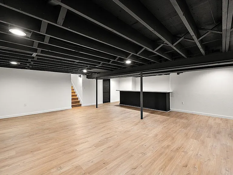 11489 Anna Lisa Dr — Photo 37
