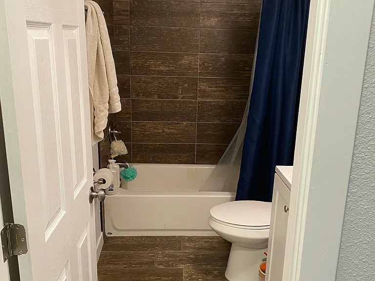 Sunflower Rd — Photo 15