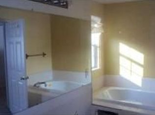 8670 Trillium Dr, Ypsilanti, MI