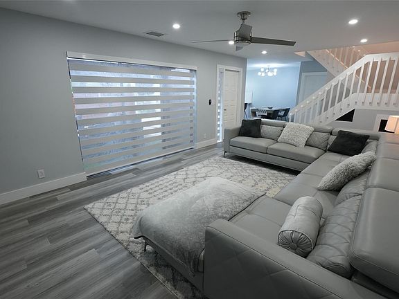 3rd image of 3185 Cocoplum Circle