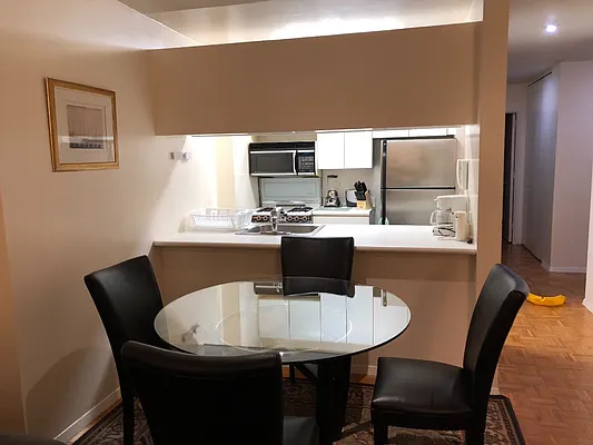 Rented by Level Group | media 3