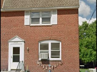 238 E Avon Rd, Brookhaven, PA 19015