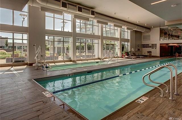 Clean - well maintained pool for residents
