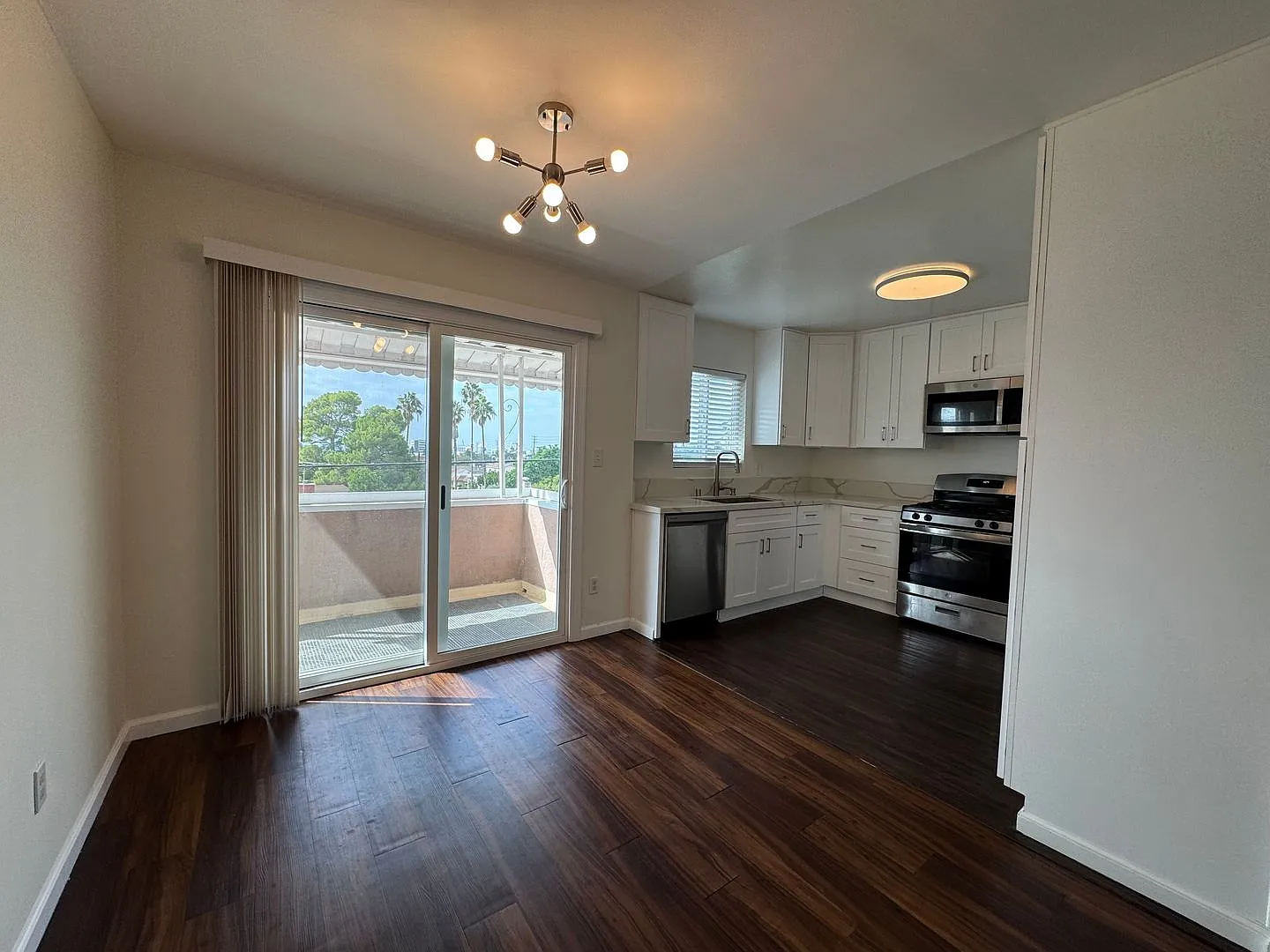 PRIME Los Feliz location! — Photo 3