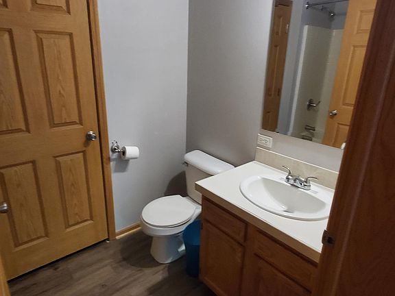 5th image of 4837 Plainfield Ave NE