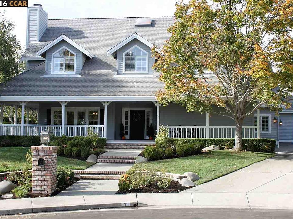 1st image of 7 Crownridge Dr