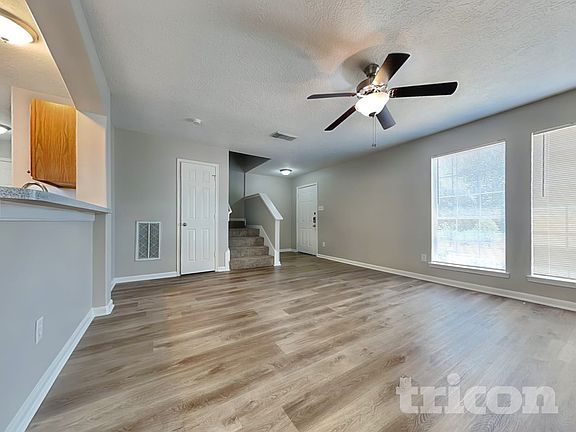 3rd image of 5473 N Buffalo Cir