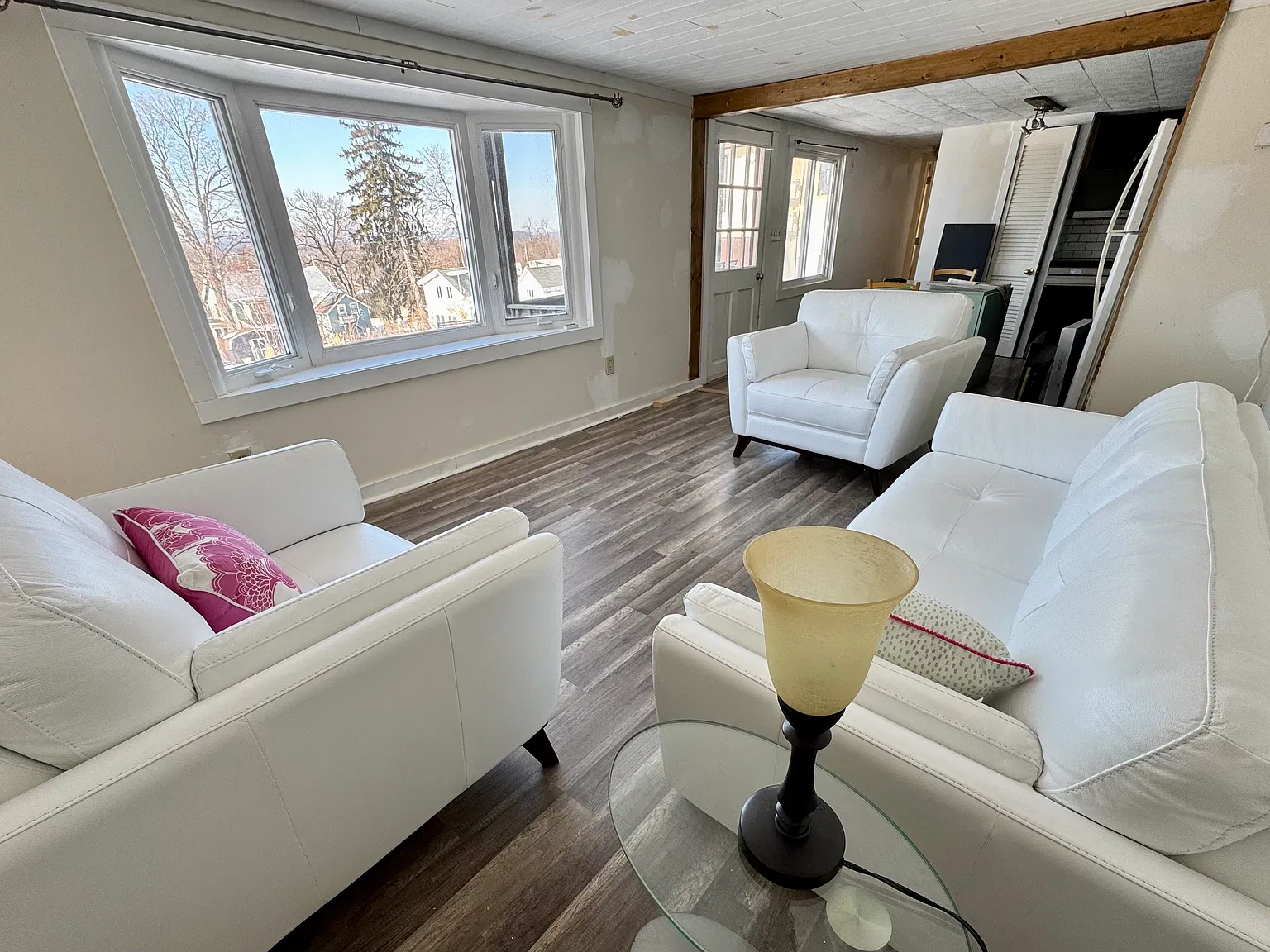 2 bed, 650 sqft, $3,100 — Photo 1