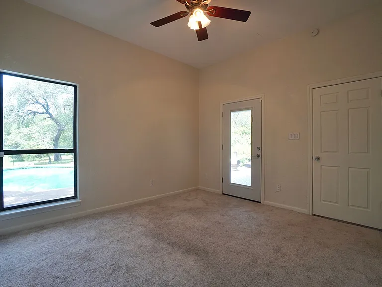 8 Woodhollow Trl — Photo 26
