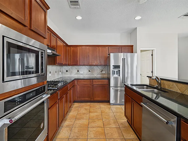 15417 Staked Plains Loop — Photo 17
