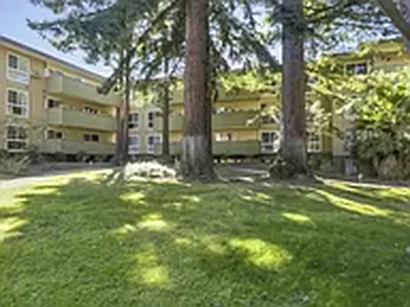 1033 Crestview Dr APT 211, Mountain View, CA 94040